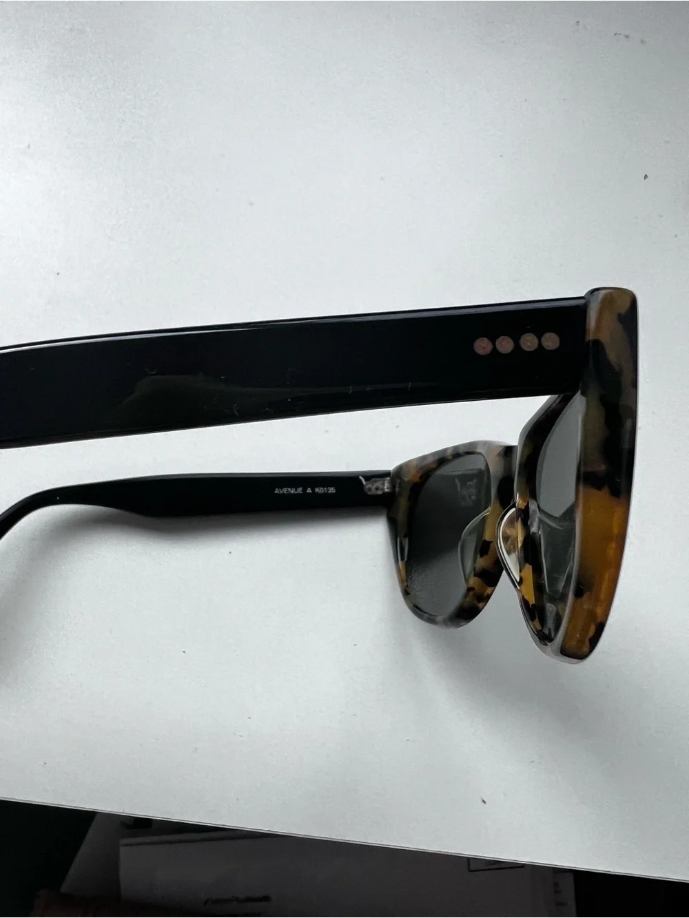 Dkny Avenue A Tortoiseshell Cat-Eye Sunglasses - Black & Brown